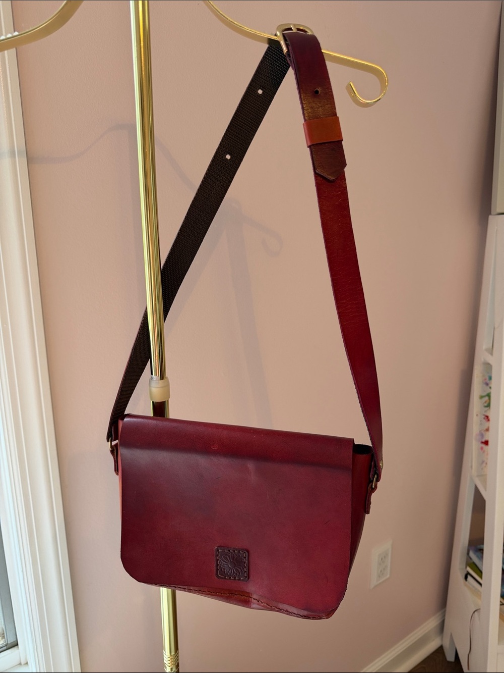 Leather Messenger Bag in Burgundy - Unbranded